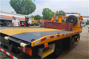 兖州附近拖车电话号码服务